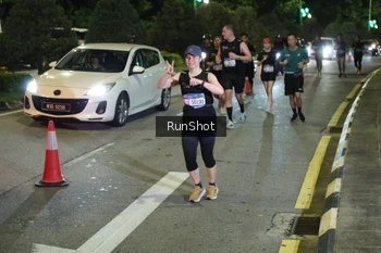 Runner Photo 4239517