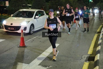 Runner Photo 4239521