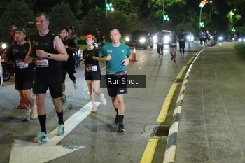 Runner Photo 4239537