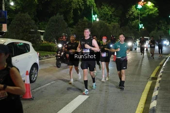 Runner Photo 4239539