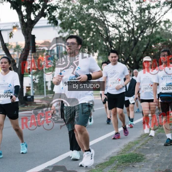 Runner Photo 423956