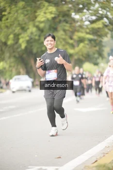 Runner Photo 4239610
