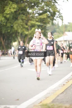 Runner Photo 4239639