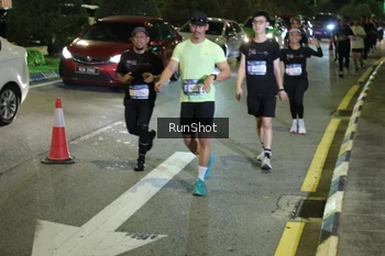 Runner Photo 4239663