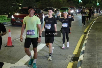 Runner Photo 4239667
