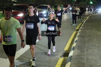 Runner Photo 4239674