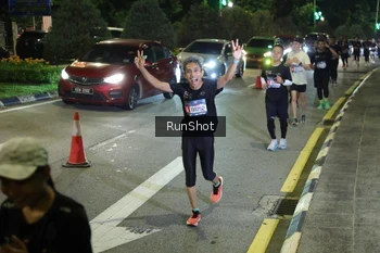 Runner Photo 4239690