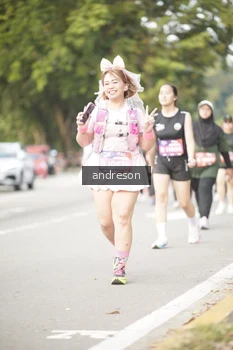 Runner Photo 4239696