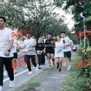 Runner Photo 423972