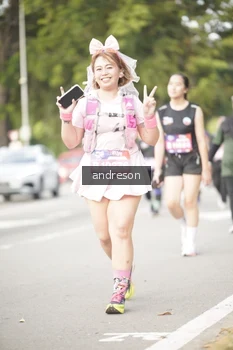 Runner Photo 4239725