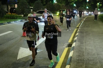 Runner Photo 4239727