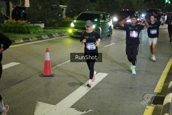 Runner Photo 4239772