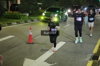 Runner Photo 4239773