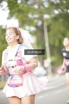 Runner Photo 4239776