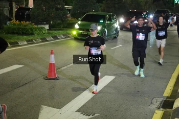 Runner Photo 4239782