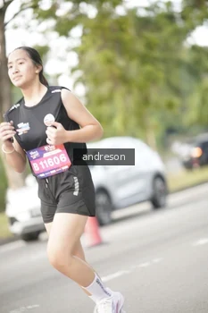 Runner Photo 4239801