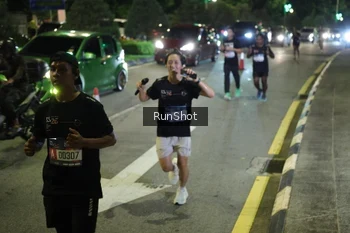 Runner Photo 4239805
