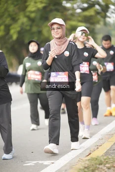 Runner Photo 4239919