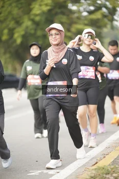 Runner Photo 4239938