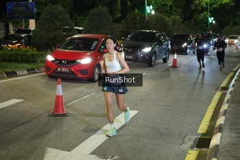 Runner Photo 4239946