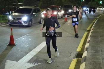 Runner Photo 4239949