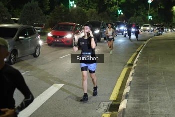 Runner Photo 4239953