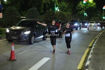 Runner Photo 4239965