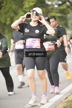 Runner Photo 4239967