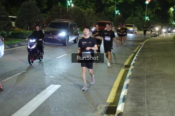 Runner Photo 4240008