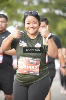 Runner Photo 4240015