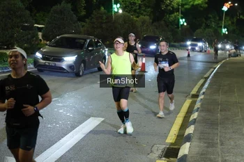 Runner Photo 4240123