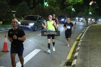 Runner Photo 4240128