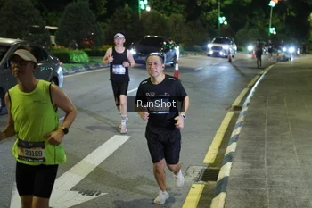 Runner Photo 4240141