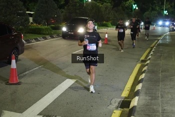 Runner Photo 4240145