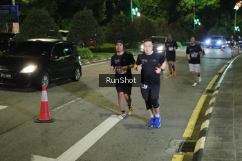 Runner Photo 4240150