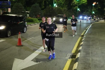 Runner Photo 4240160