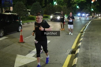 Runner Photo 4240164