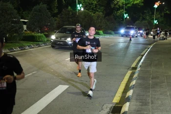 Runner Photo 4240166