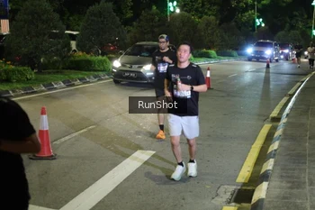 Runner Photo 4240167