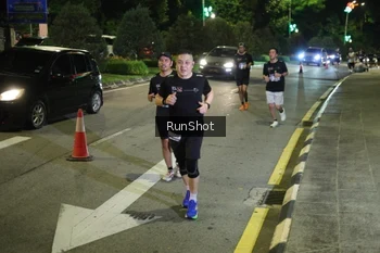 Runner Photo 4240171