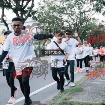 Runner Photo 424027
