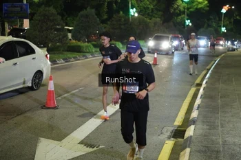 Runner Photo 4240296