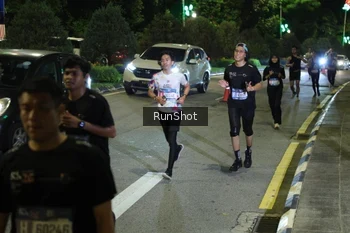 Runner Photo 4240360