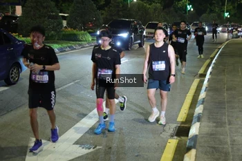 Runner Photo 4240380