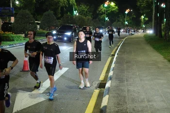 Runner Photo 4240385