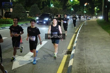 Runner Photo 4240386