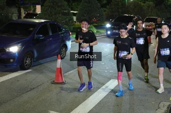 Runner Photo 4240391