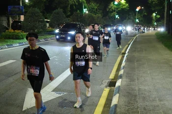Runner Photo 4240394