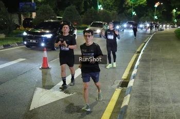 Runner Photo 4240421