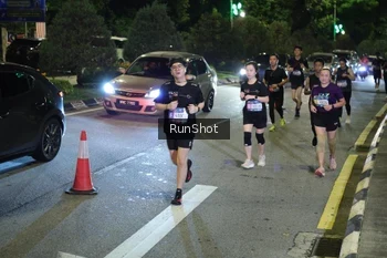 Runner Photo 4240442